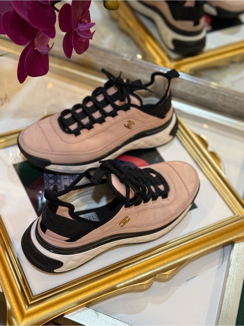 CHANEL Blush Pink and Black Suede Low-Top Sneakers - Picture 2 of 11